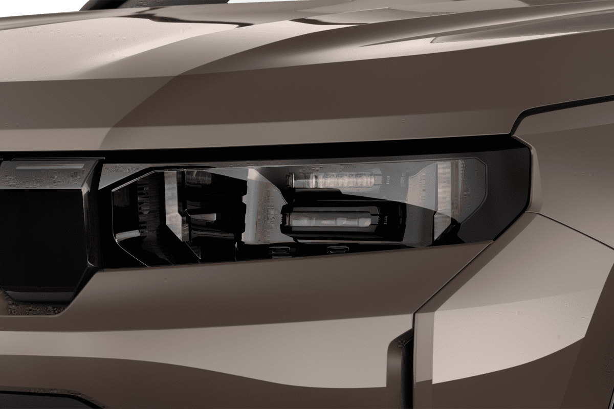 Frontscheinwerfer eines Jeep Compass E-Hybrid