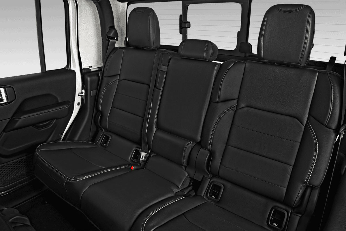 Rücksitzbank eines Jeep Gladiator