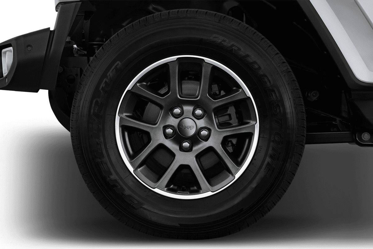 Radkappe oder Felge eines Jeep Gladiator