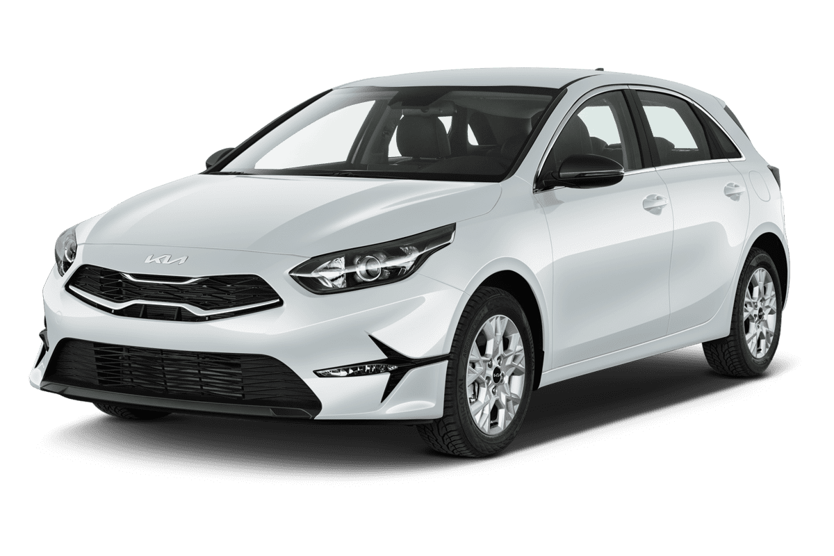 Schräge Frontansicht eines KIA ceed, freigestellt