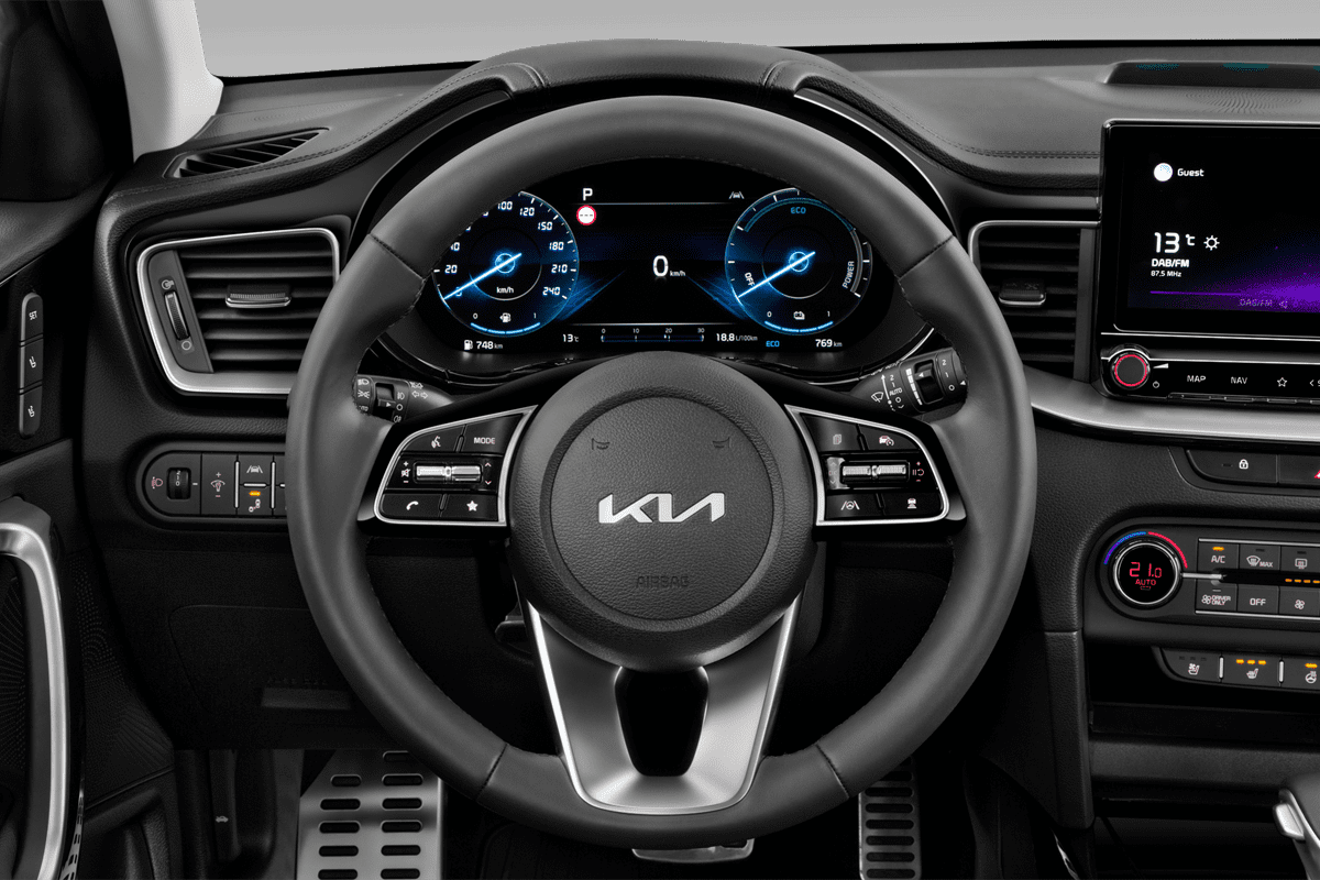 Lenkrad eines KIA ceed Sportswagon Plug-in-Hybrid