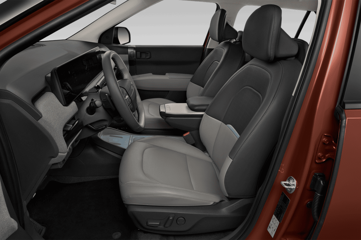 Vordersitze eines KIA EV3 