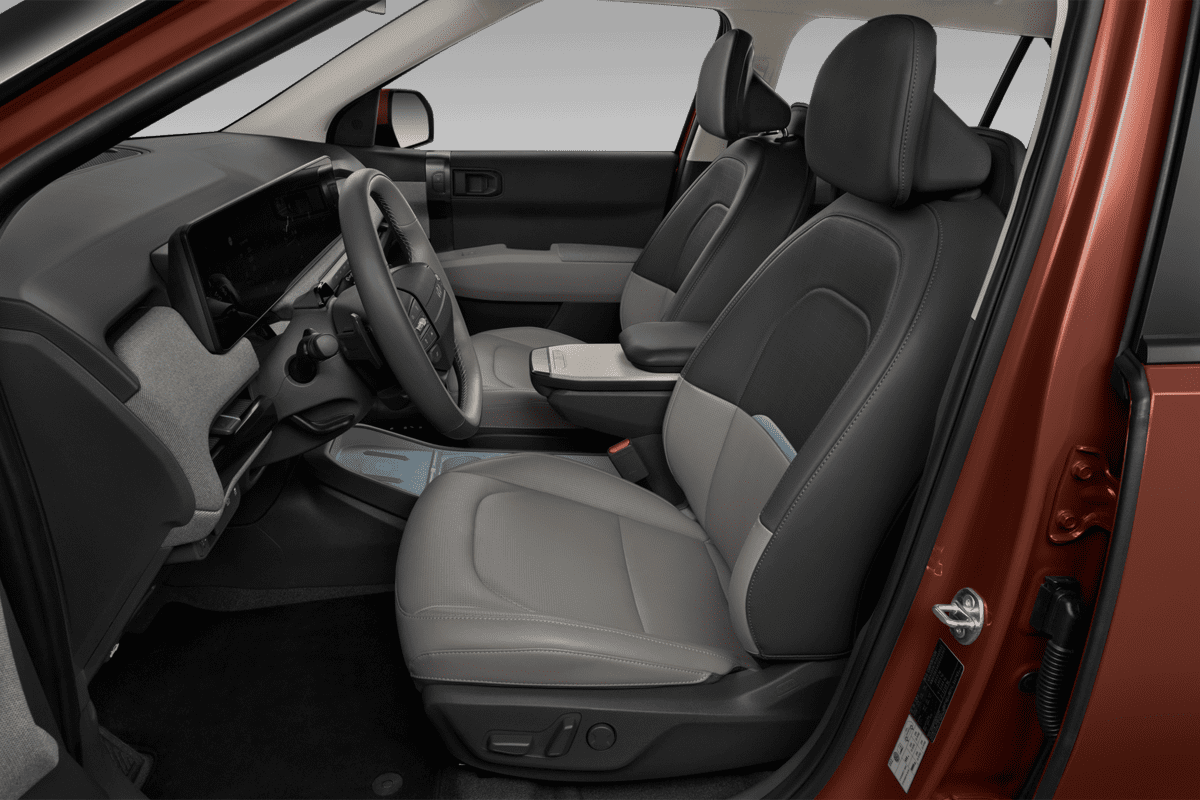 Vordersitze eines KIA EV3 