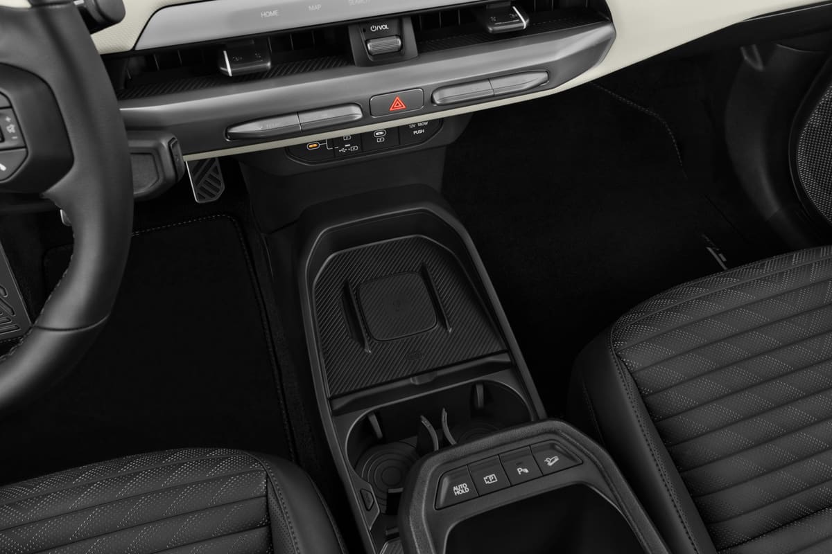 Schaltknüppel eines KIA EV4 Fastback 