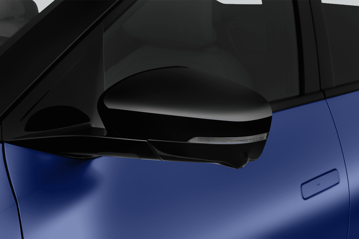 Rückspiegel eines KIA EV4 Fastback 