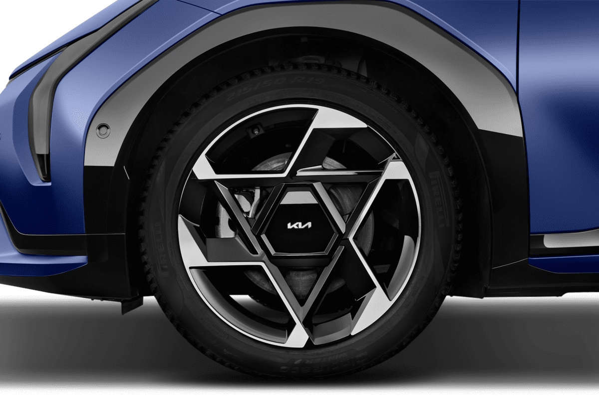 Radkappe oder Felge eines KIA EV4 Fastback 
