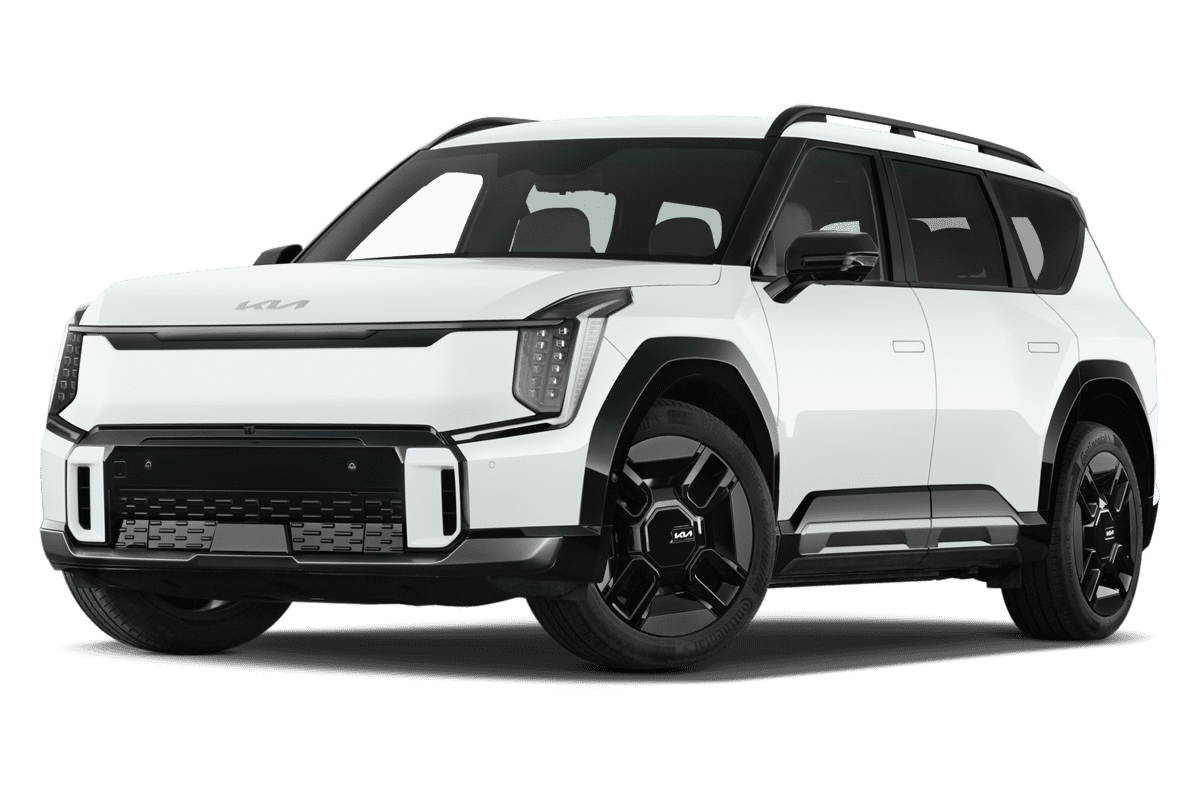 Tiefe, schräge Heckansicht eines KIA EV9, freigestellt