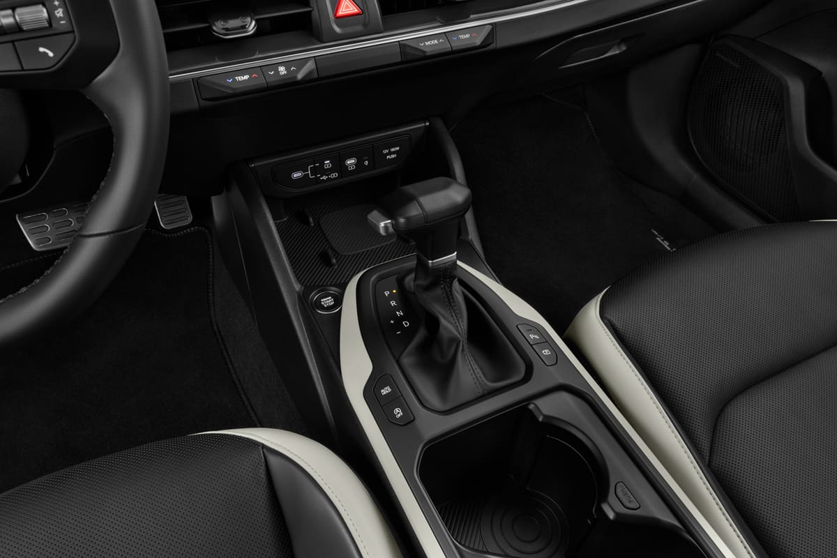 Schaltknüppel eines KIA K4 Sportswagon