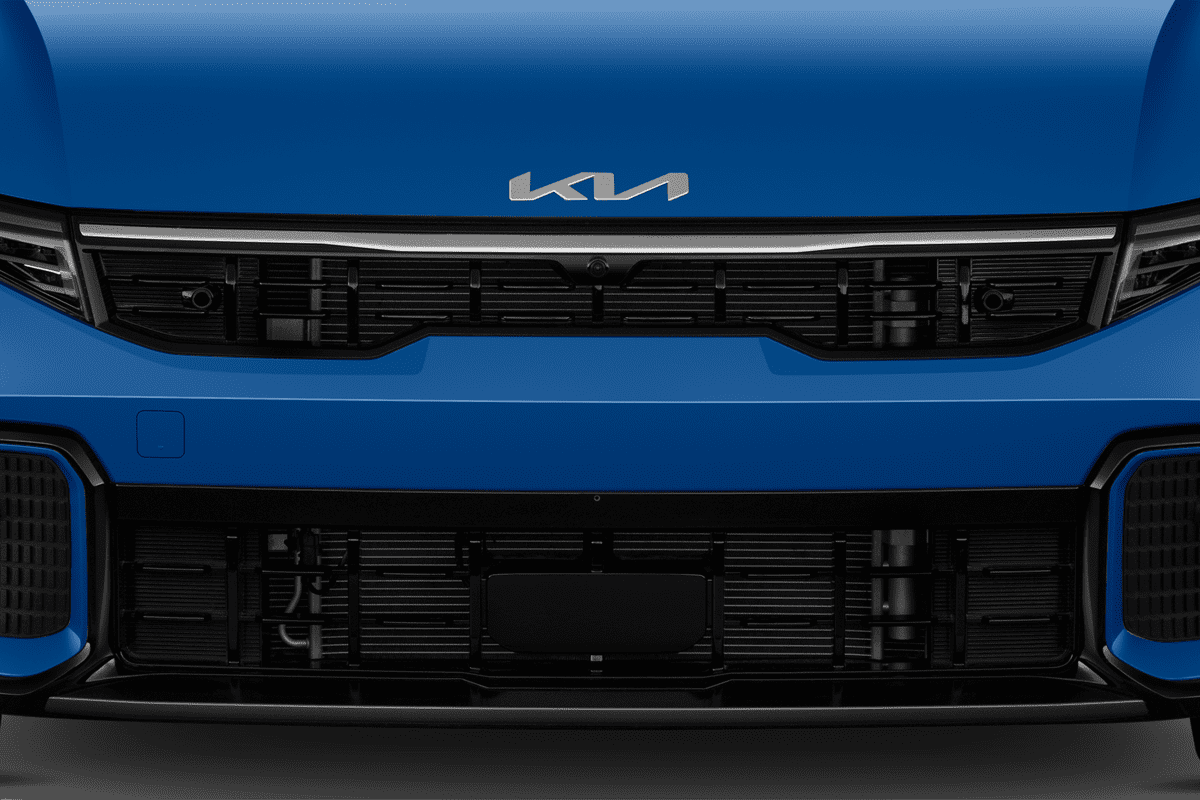 Kühlergrill eines KIA K4 Sportswagon