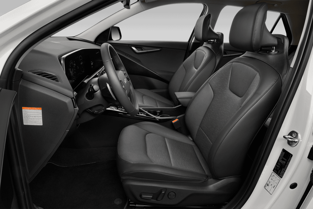 Vordersitze eines KIA Niro Plug-in-Hybrid