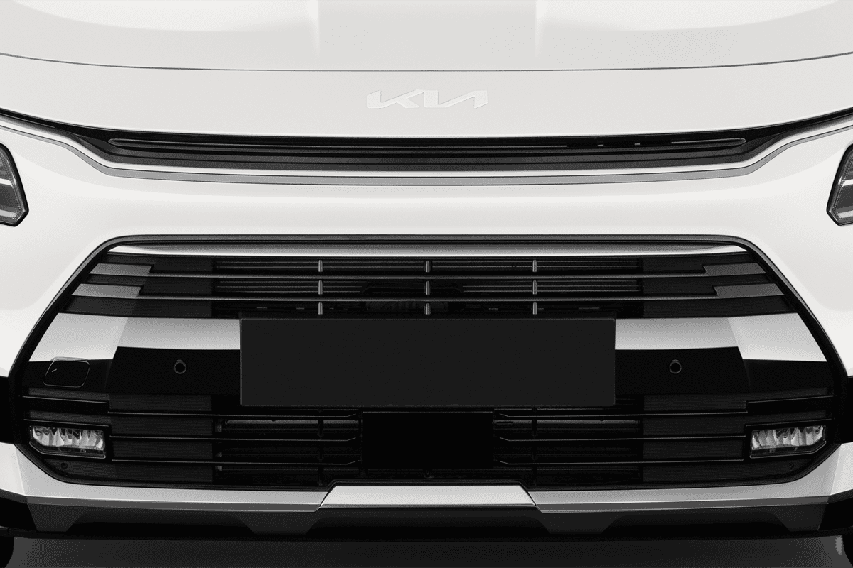 Kühlergrill eines KIA Niro Plug-in-Hybrid