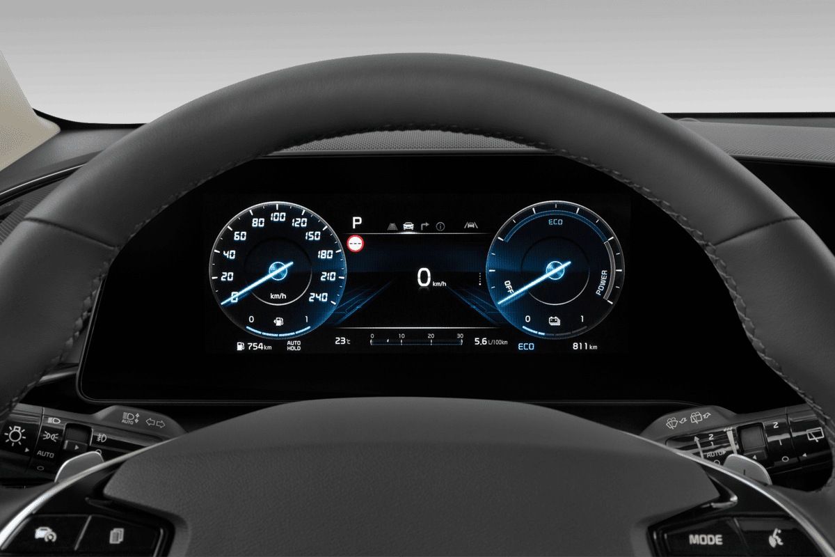 Kombiinstrument eines KIA Niro Plug-in-Hybrid