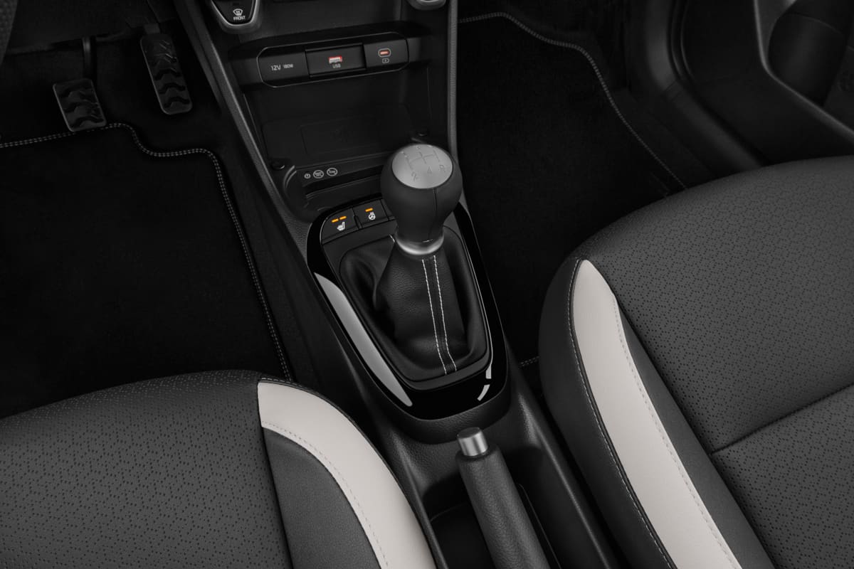 Schaltknüppel eines KIA Picanto