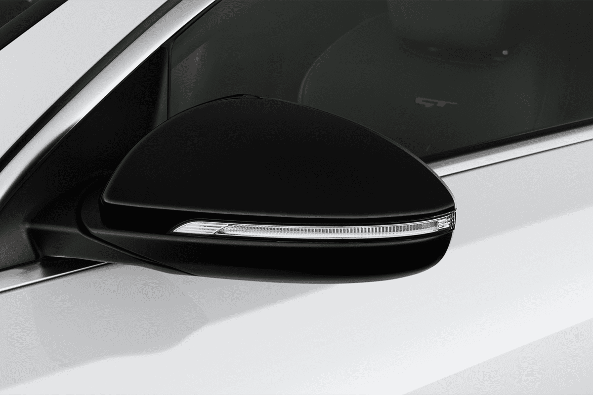 Rückspiegel eines KIA ProCeed