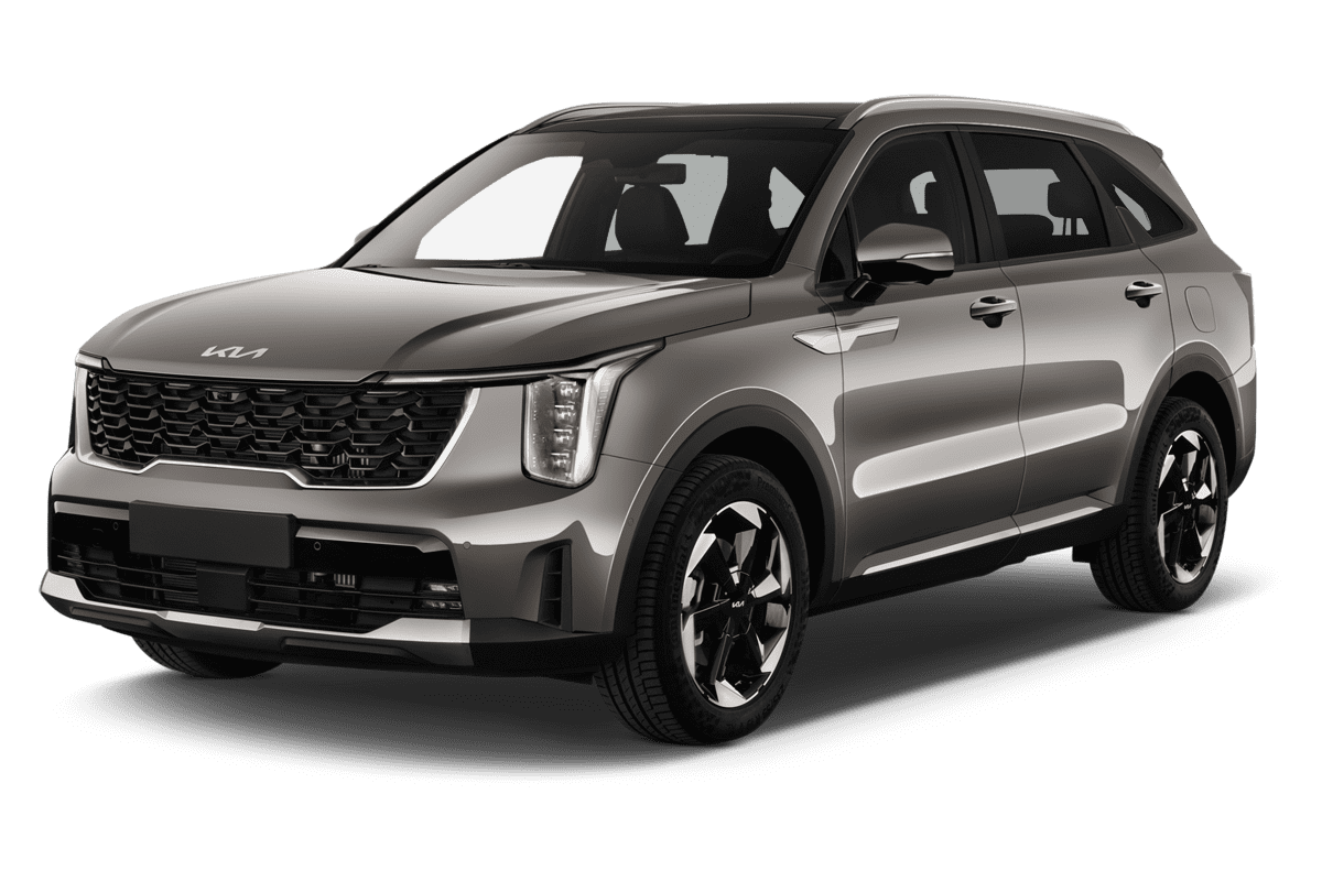 Schräge Frontansicht eines KIA Sorento Plug-in-Hybrid , freigestellt