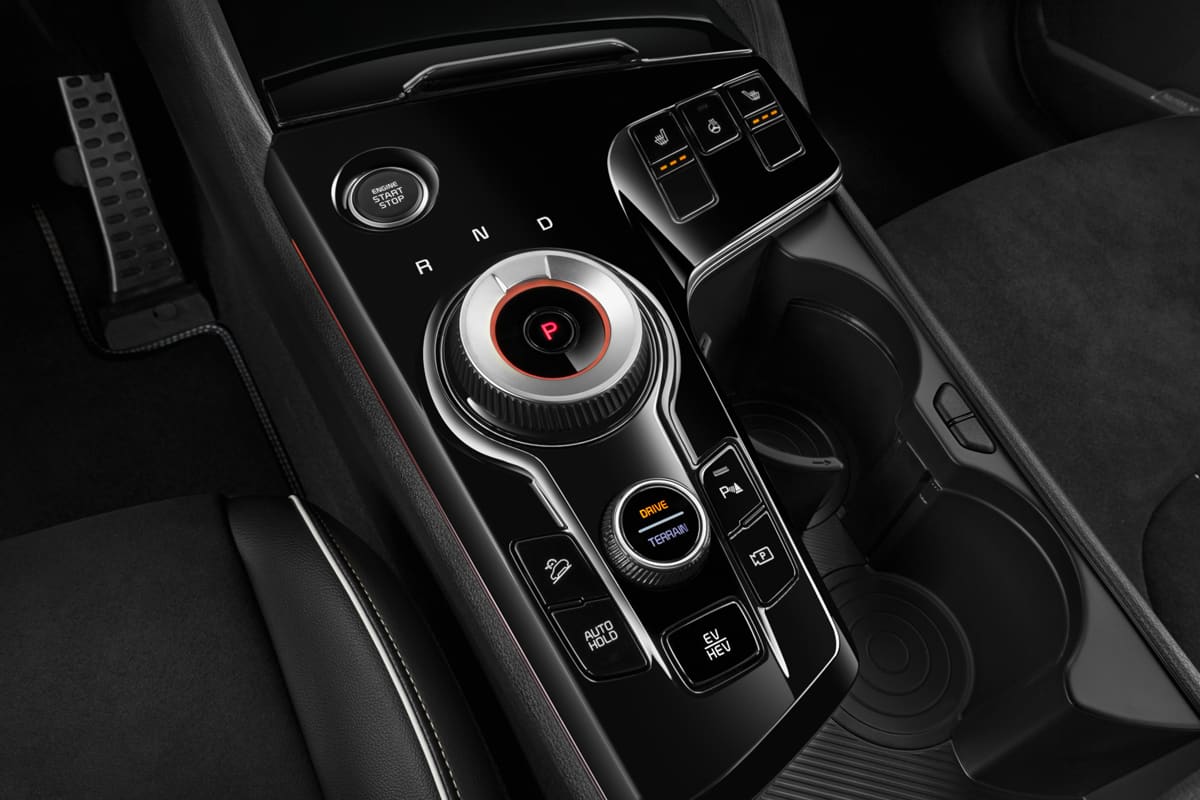 Schaltknüppel eines KIA Sportage Hybrid