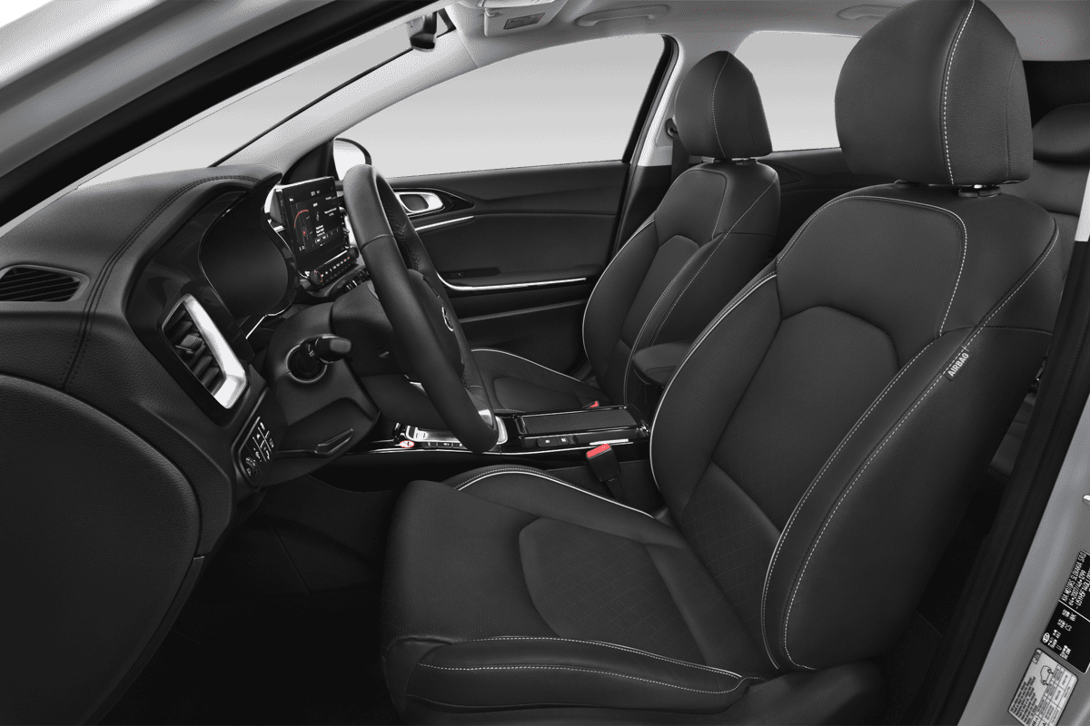 Vordersitze eines KIA XCeed Plug-in-Hybrid