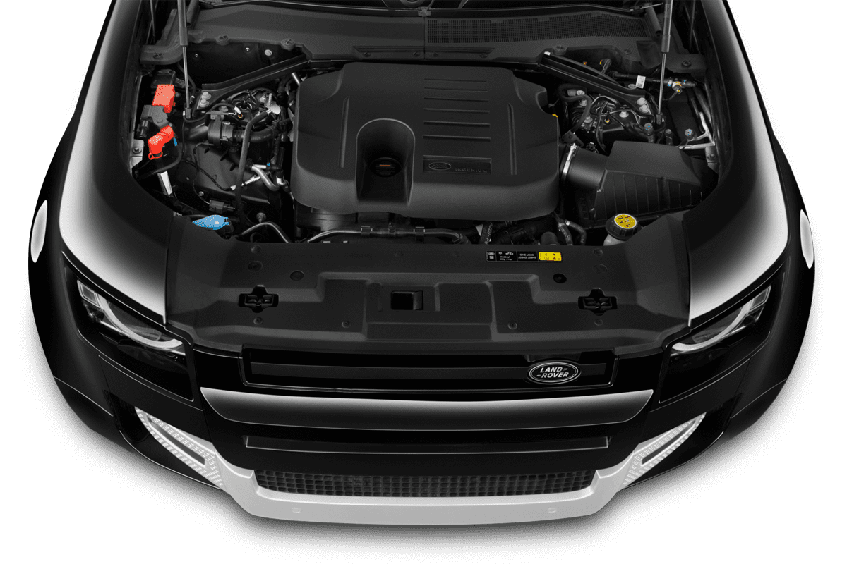 Motorraum eines Land Rover Defender