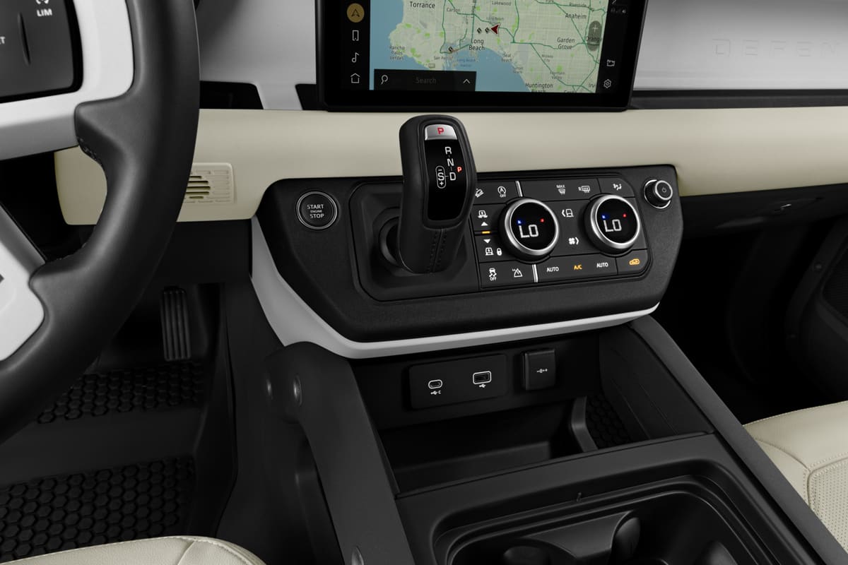 Schaltknüppel eines Land Rover Defender