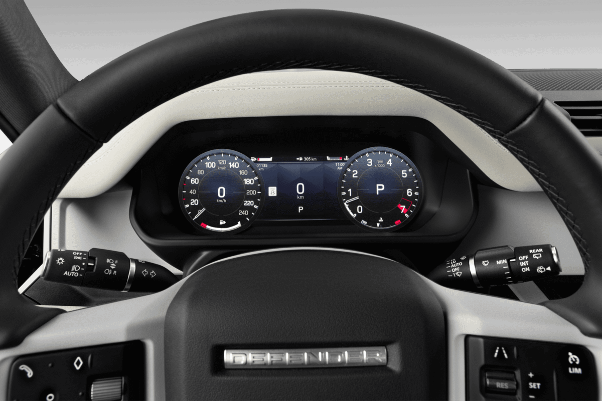 Kombiinstrument eines Land Rover Defender