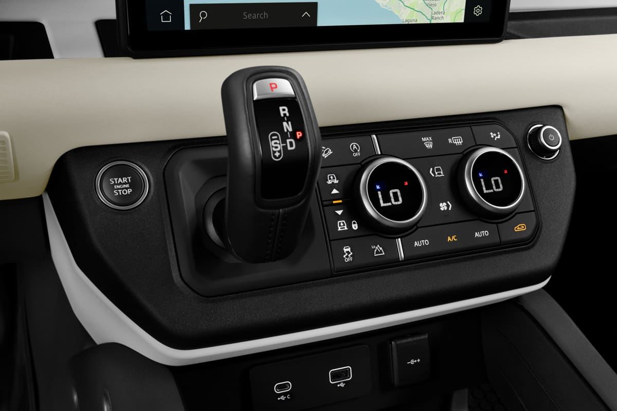 Klimasteuerung eines Land Rover Defender