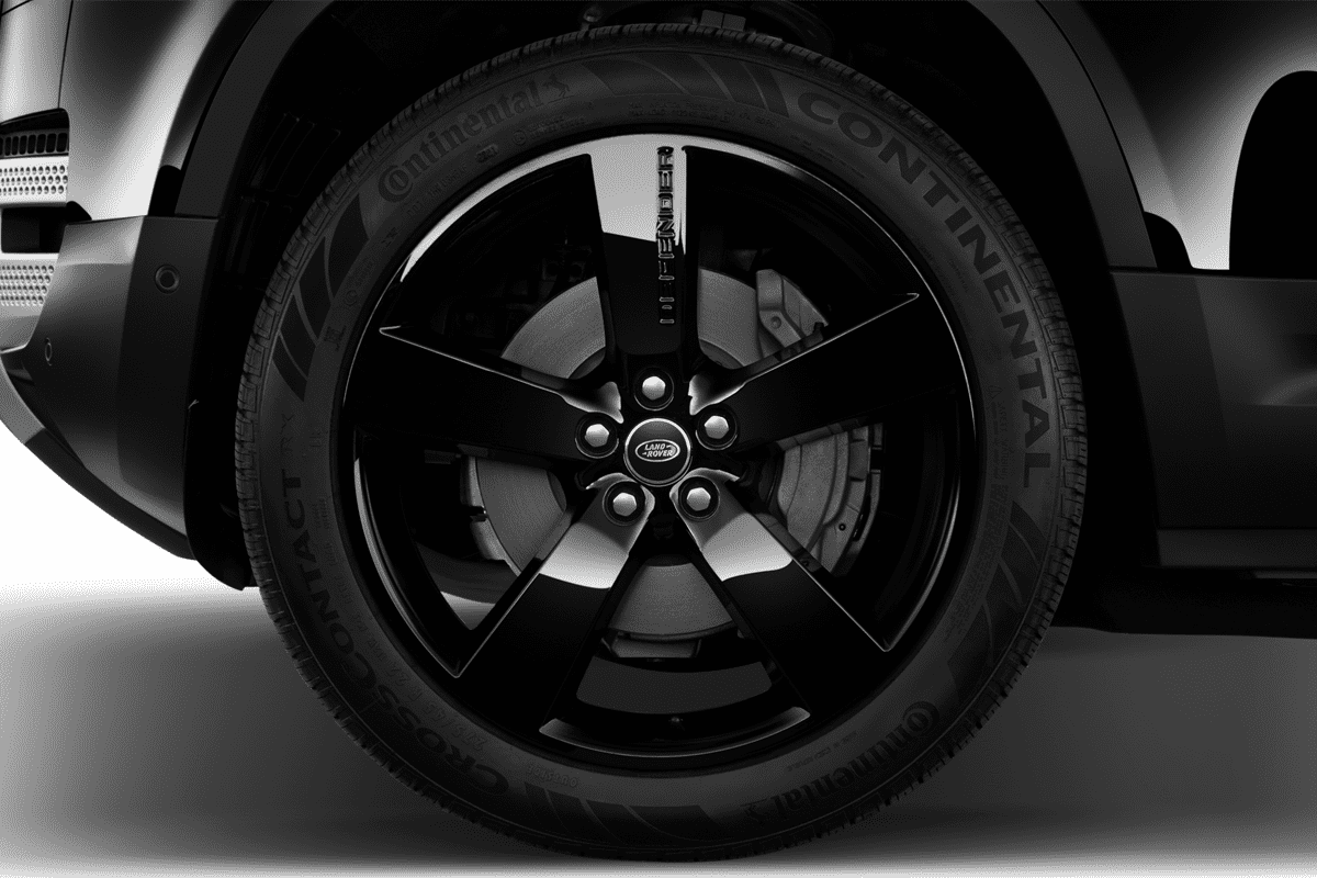 Radkappe oder Felge eines Land Rover Defender