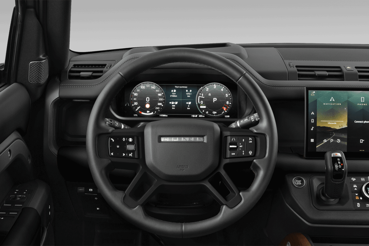 Lenkrad eines Land Rover Defender Plug-In-Hybrid