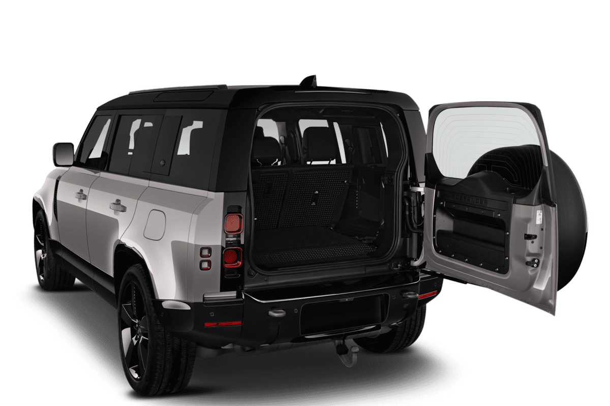Kofferraum eines Land Rover Defender Plug-In-Hybrid