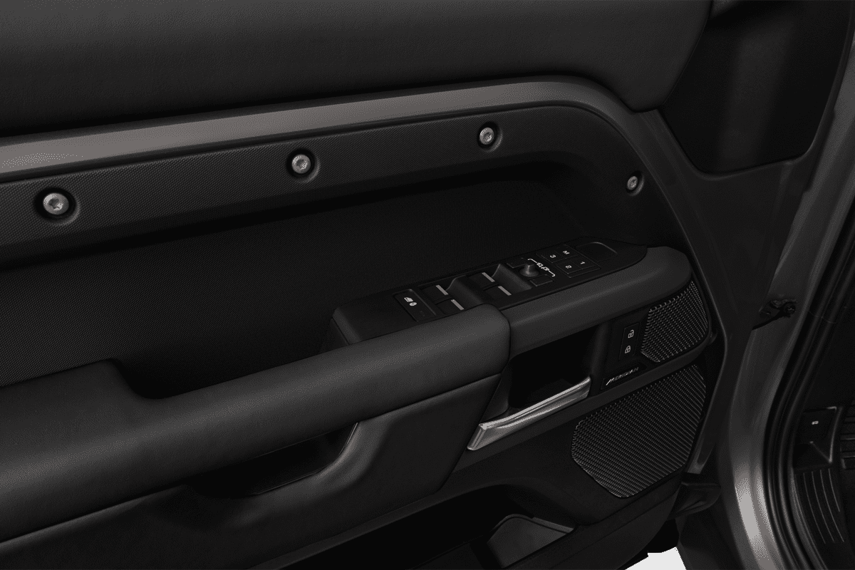 Türsteuerung eines Land Rover Defender Plug-In-Hybrid