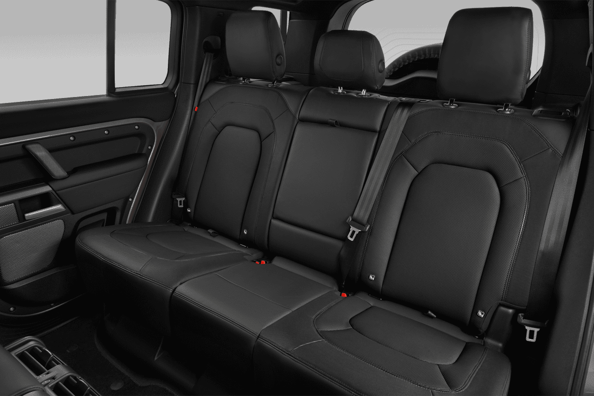 Rücksitzbank eines Land Rover Defender Plug-In-Hybrid