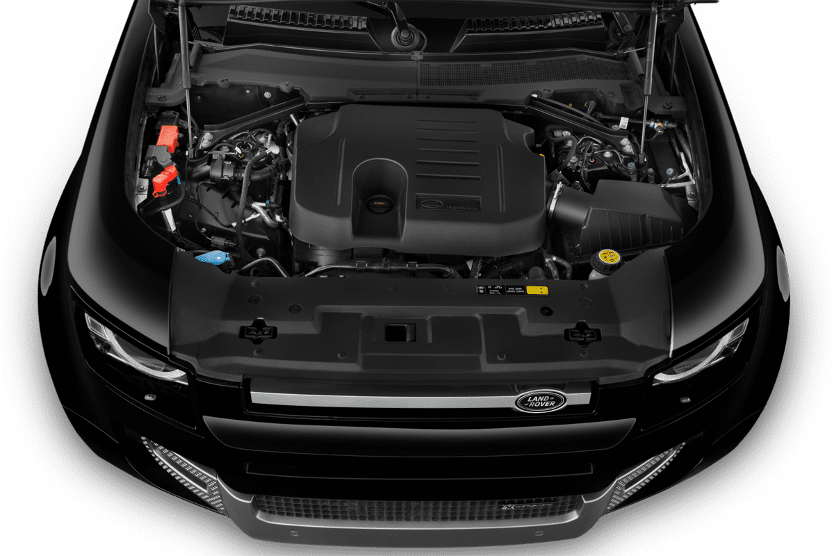 Motorraum eines Land Rover Defender