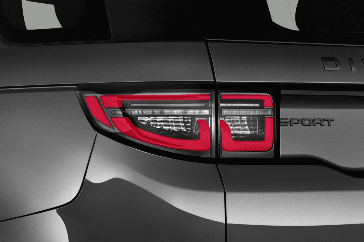 Heckleuchten eines Land Rover Discovery Sport