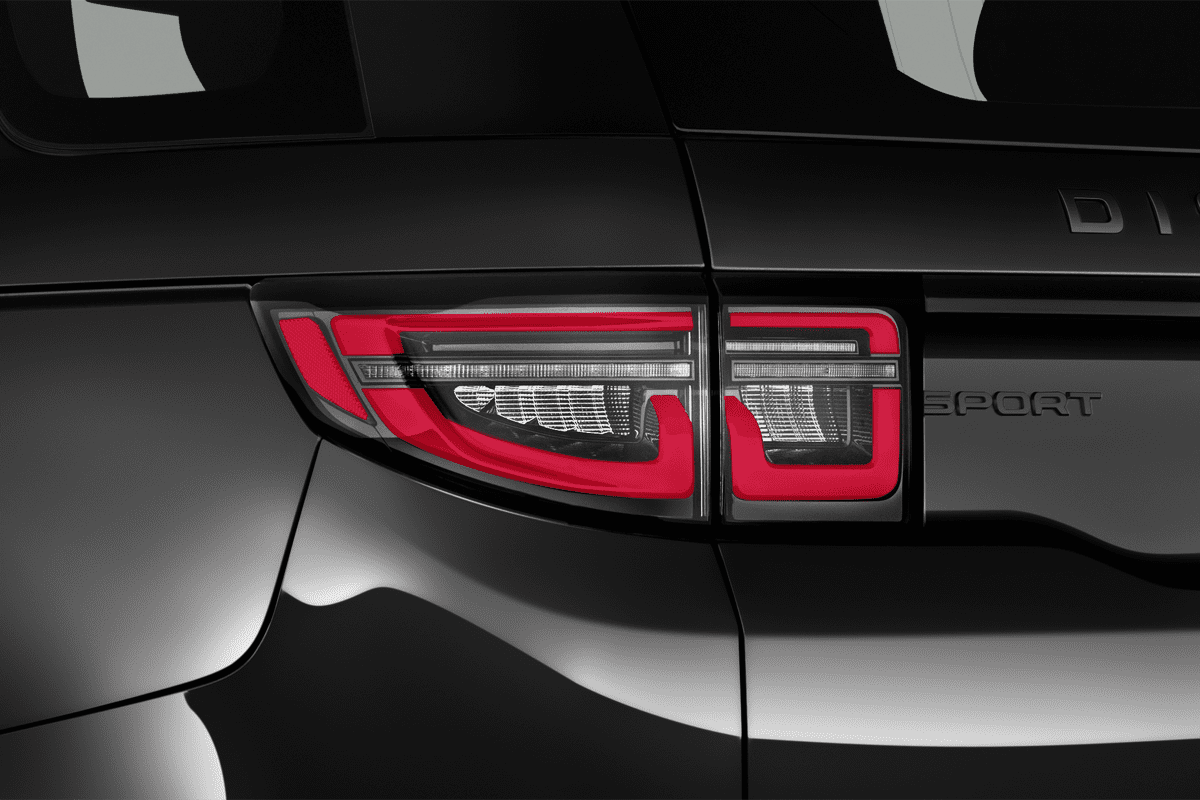 Heckleuchten eines Land Rover Discovery Sport