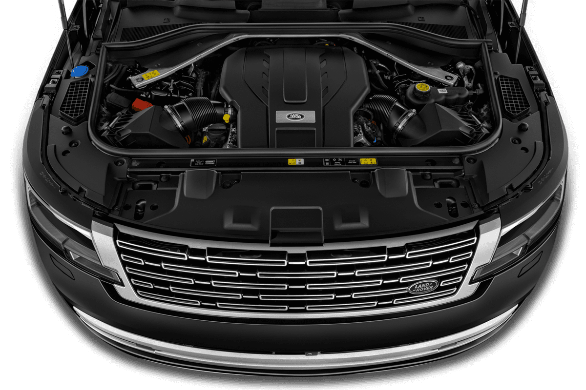 Motorraum eines Land Rover Range Rover 