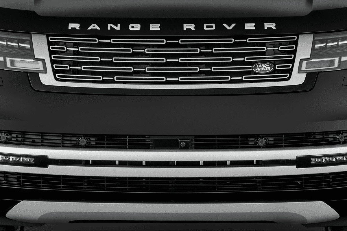 Kühlergrill eines Land Rover Range Rover 