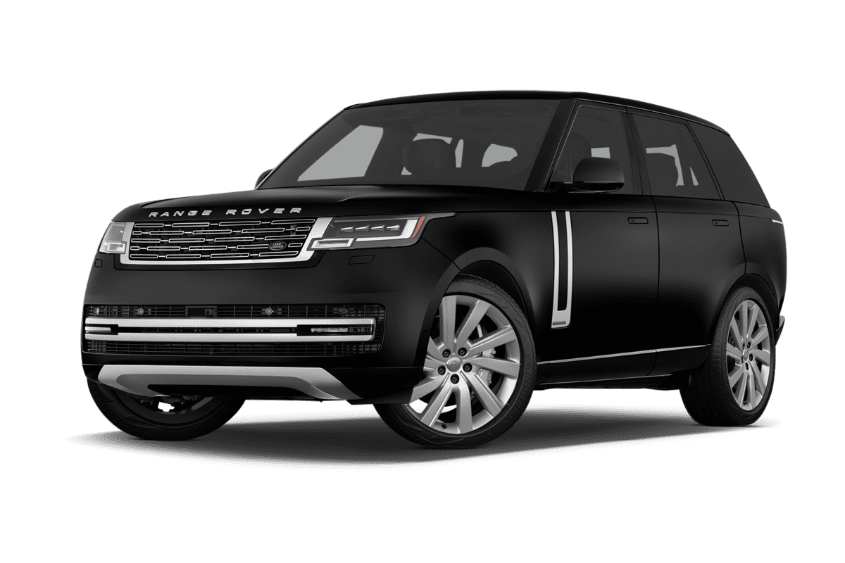 Tiefe, schräge Heckansicht eines Land Rover Range Rover , freigestellt