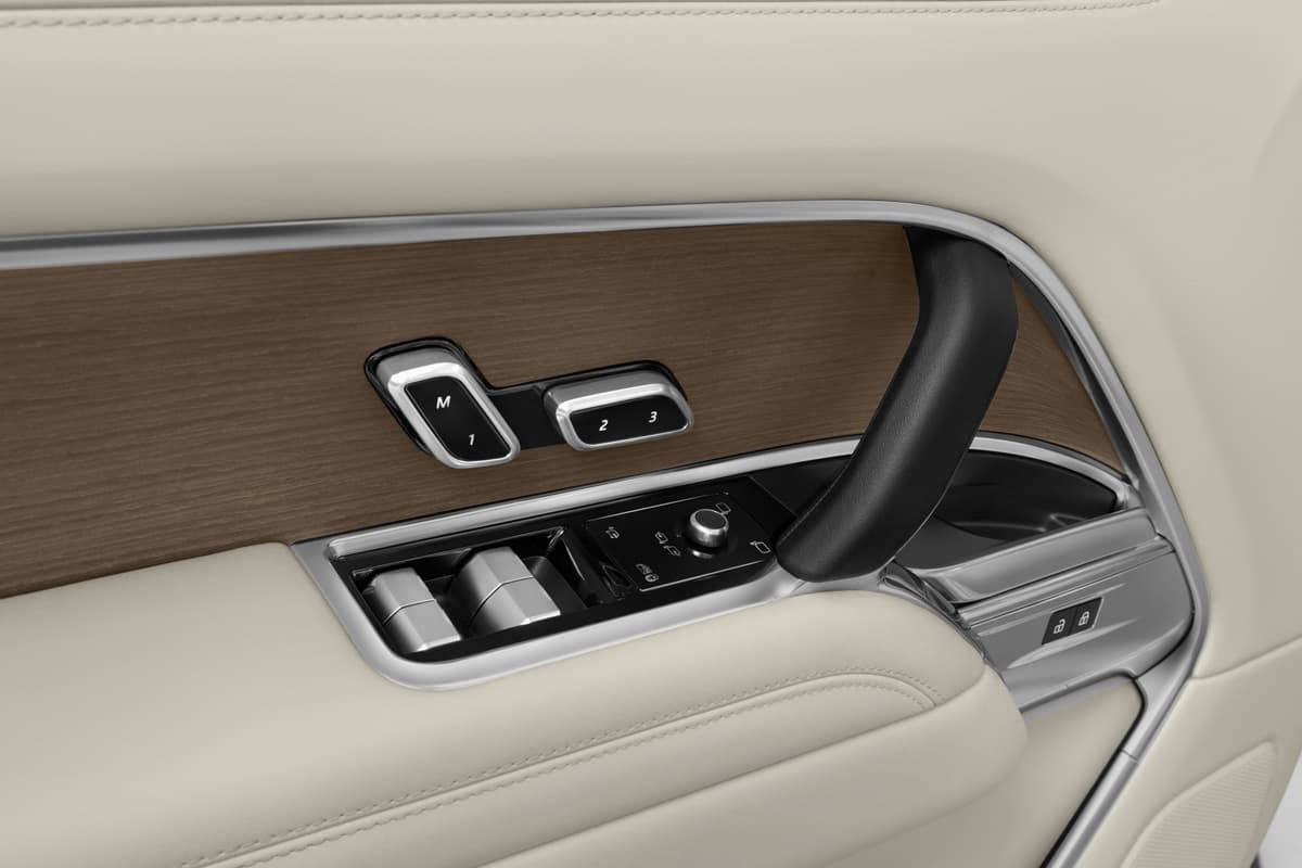 Türsteuerung eines Land Rover Range Rover Plug-in-Hybrid 