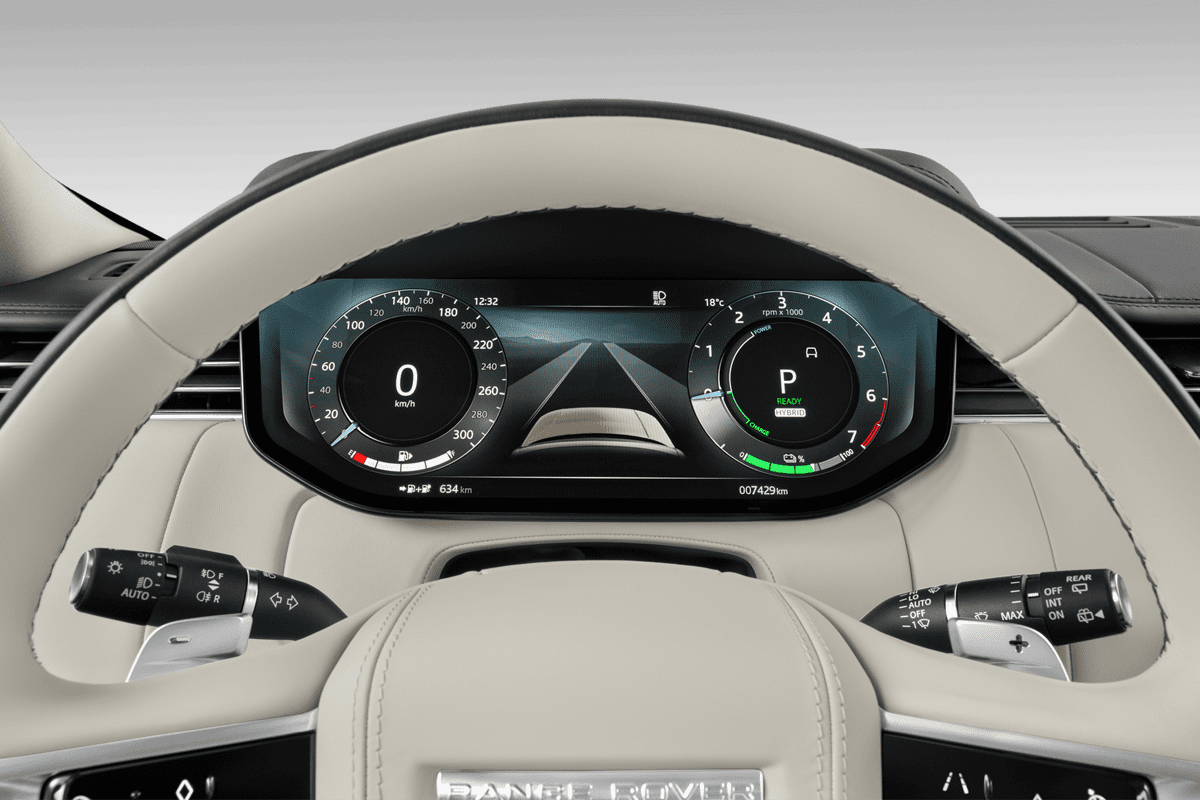 Kombiinstrument eines Land Rover Range Rover Plug-in-Hybrid 