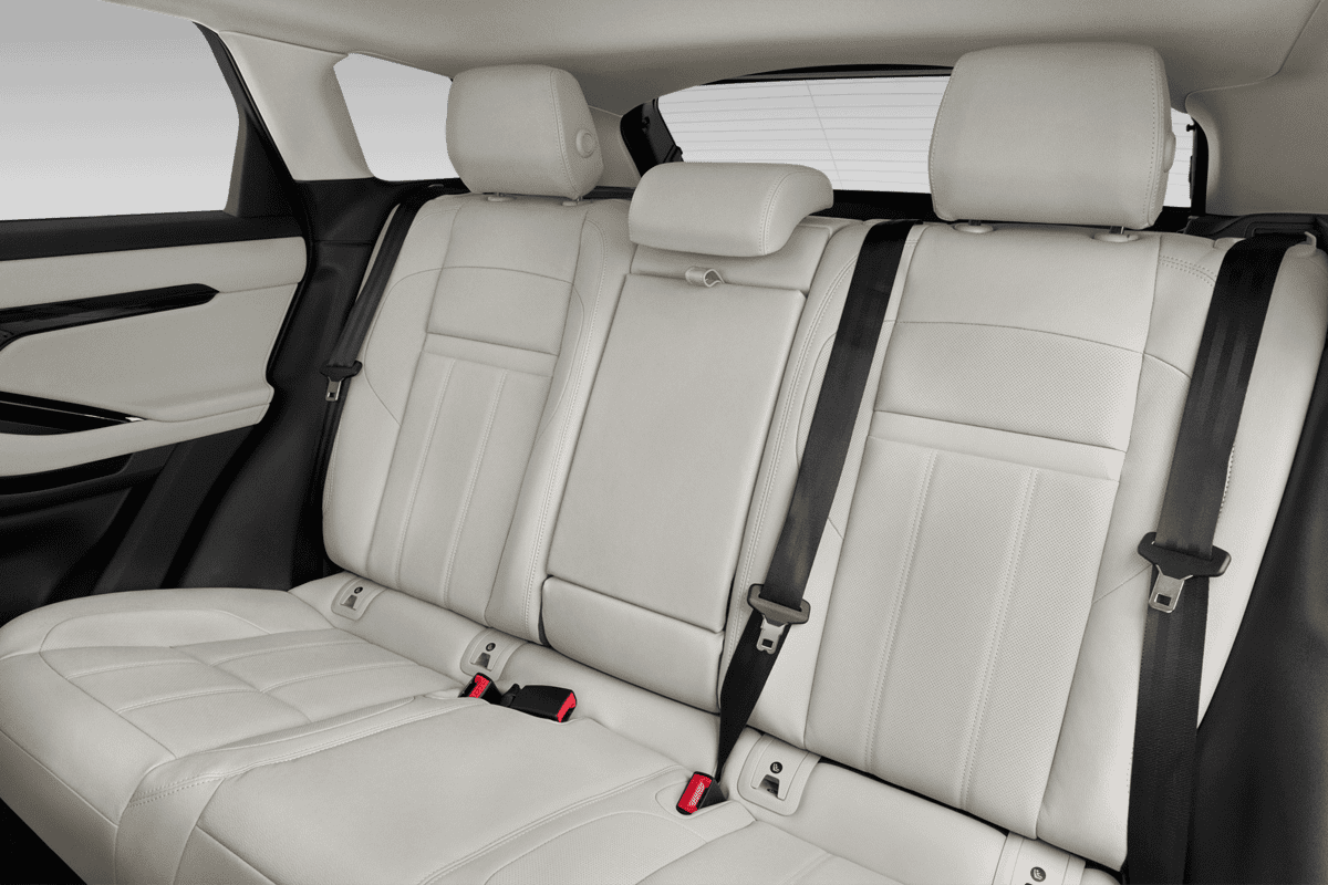 Rücksitzbank eines Land Rover Range Rover Evoque Plug-In-Hybrid