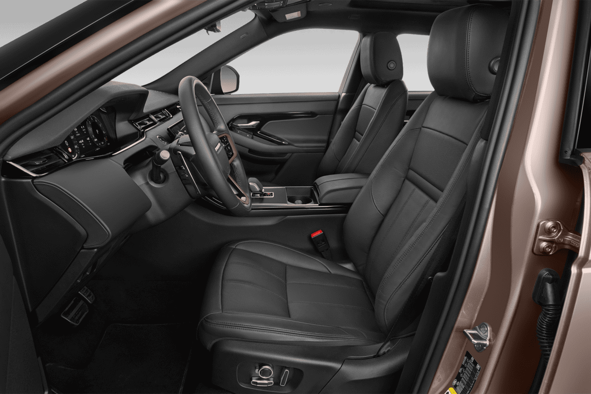 Vordersitze eines Land Rover Range Rover Evoque