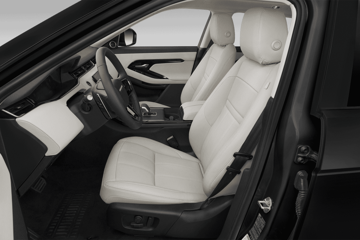 Vordersitze eines Land Rover Range Rover Evoque