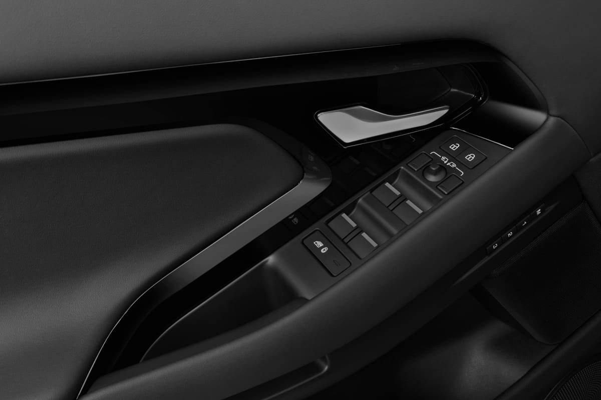 Türsteuerung eines Land Rover Range Rover Evoque Plug-In-Hybrid (KI-generiert)