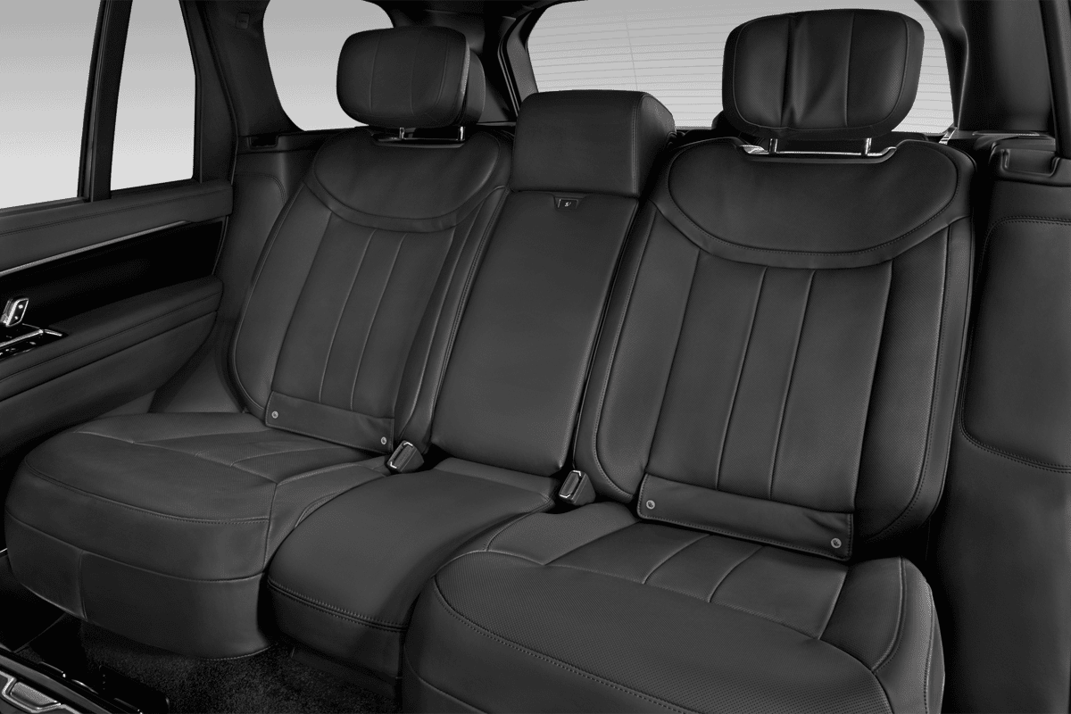Rücksitzbank eines Land Rover Range Rover Plug-in-Hybrid