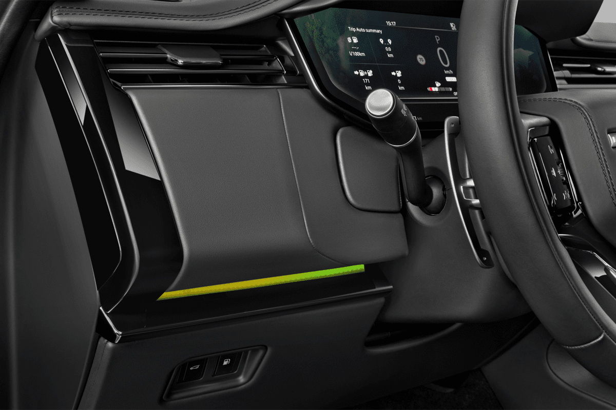 Lüftung eines Land Rover Range Rover Sport Plug-in-Hybrid (KI-generiert)