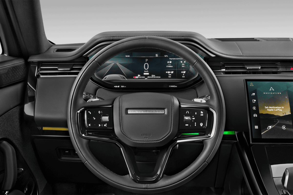 Lenkrad eines Land Rover Range Rover Sport Plug-in-Hybrid (KI-generiert)