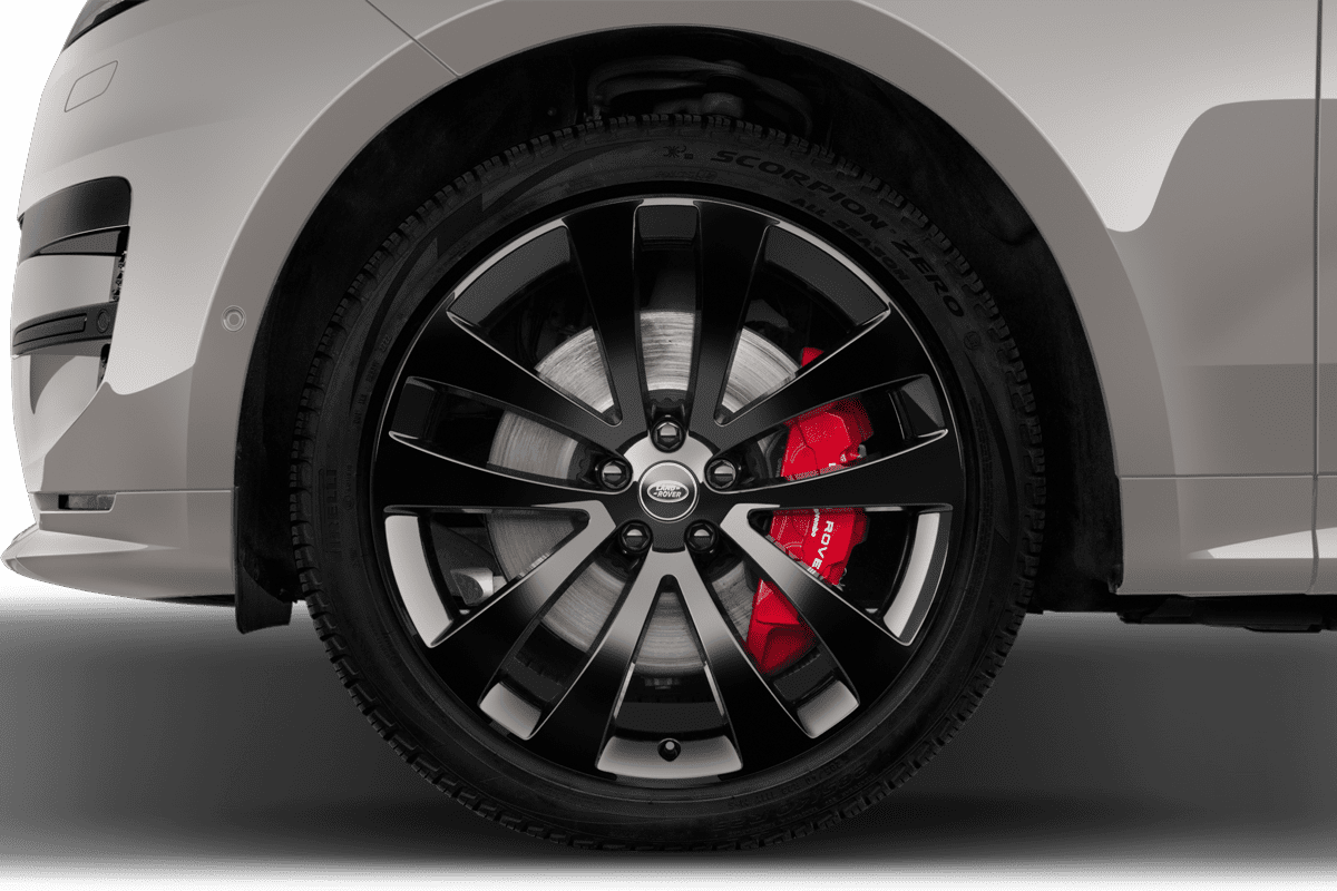 Radkappe oder Felge eines Land Rover Range Rover Sport Plug-in-Hybrid (KI-generiert)