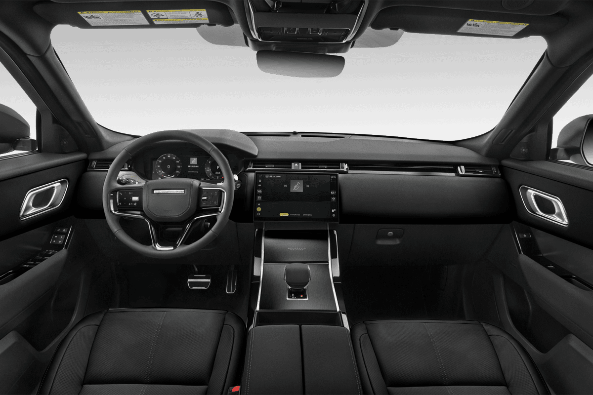 Armaturenbrett eines Land Rover Range Rover Velar
