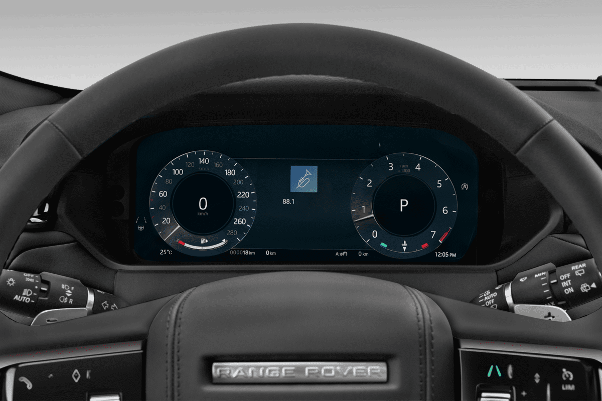 Kombiinstrument eines Land Rover Range Rover Velar