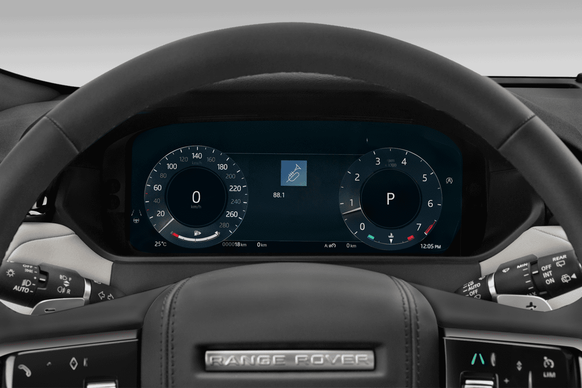 Kombiinstrument eines Land Rover Range Rover Velar