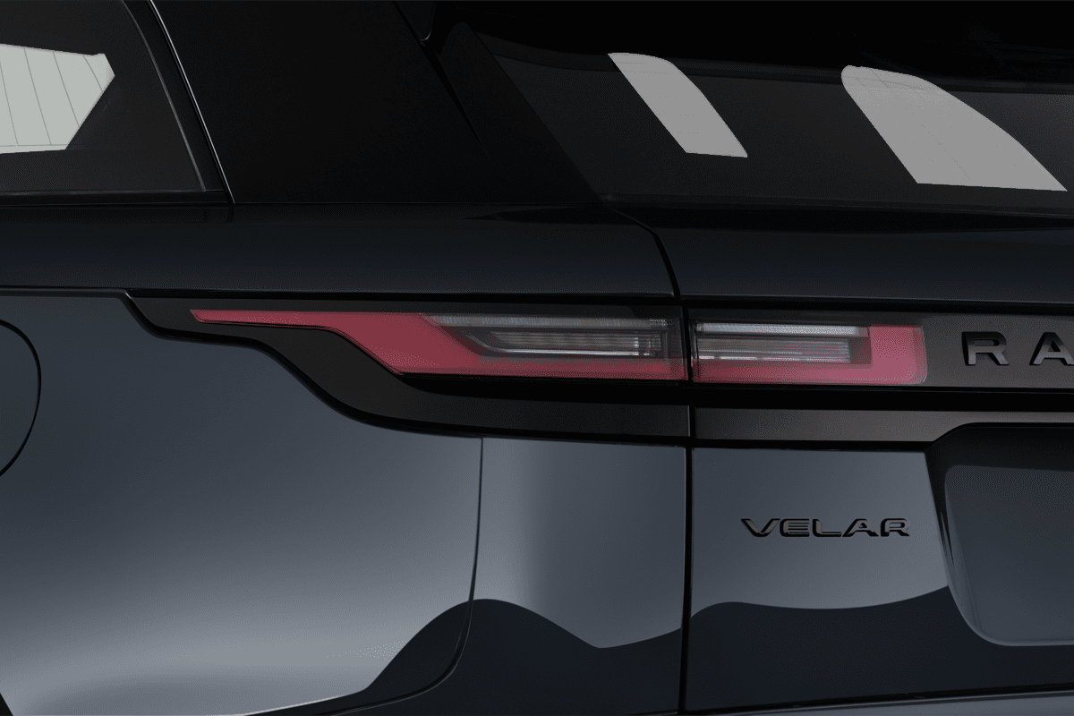 Heckleuchten eines Land Rover Range Rover Velar Plug-in-Hybrid (KI-generiert)
